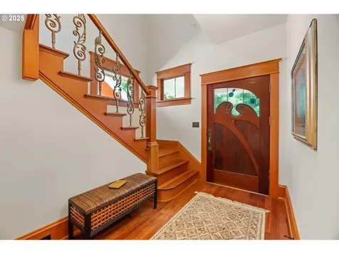 5027 NE 19th Avenue Portland OR 97211