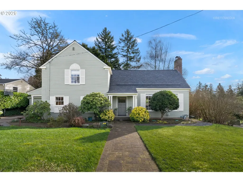 2600 SW Crestdale Drive Portland OR 97225