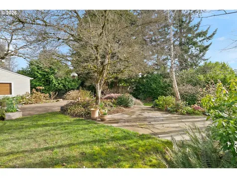 2600 SW Crestdale Drive Portland OR 97225
