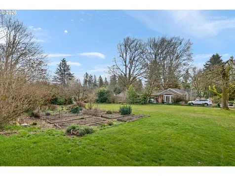 2600 SW Crestdale Drive Portland OR 97225