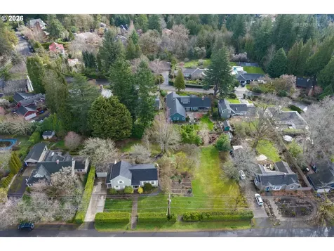 2600 SW Crestdale Drive Portland OR 97225