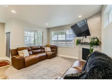 4451 SE Hardwood Lane Hillsboro OR 97123