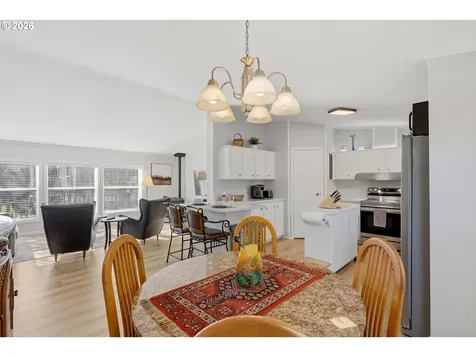 18345 NE Glisan Street Portland OR 97230