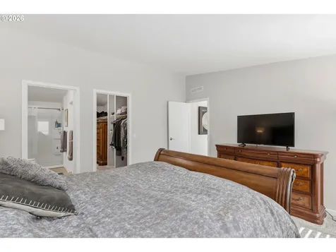 18345 NE Glisan Street Portland OR 97230