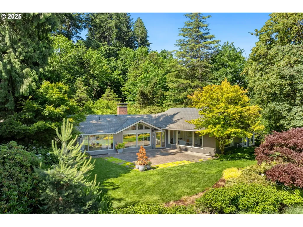 3925 SW Humphrey Boulevard Portland OR 97221