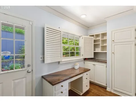 3925 SW Humphrey Boulevard Portland OR 97221