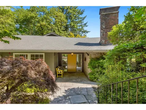 3925 SW Humphrey Boulevard Portland OR 97221