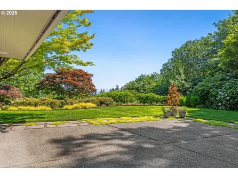 3925 SW Humphrey Boulevard Portland OR 97221