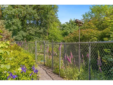 3925 SW Humphrey Boulevard Portland OR 97221