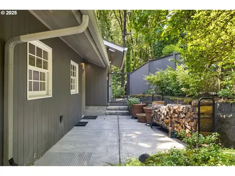 3925 SW Humphrey Boulevard Portland OR 97221