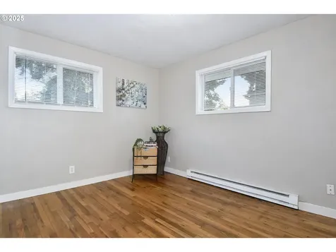 11534 SE Washington Street Portland OR 97216