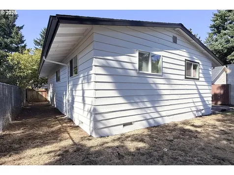 11534 SE Washington Street Portland OR 97216