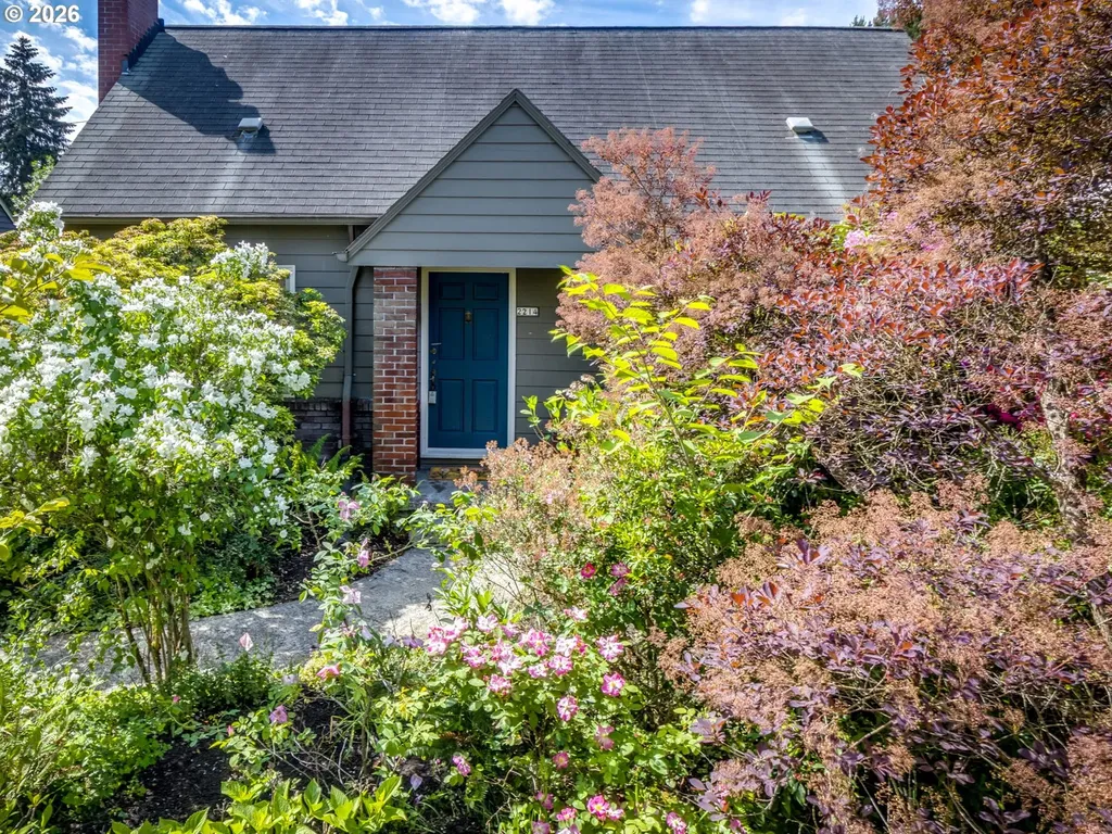 2214 N Emerson Street Portland OR 97217