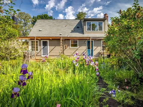 2214 N Emerson Street Portland OR 97217