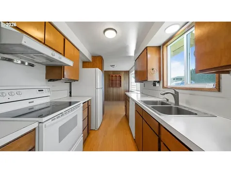 302 NW Columbia Avenue Boardman OR 97818