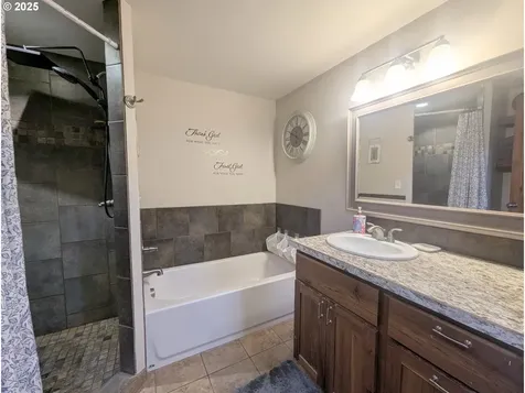 2307 N Birch Street La Grande OR 97850