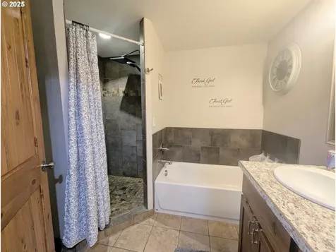 2307 N Birch Street La Grande OR 97850
