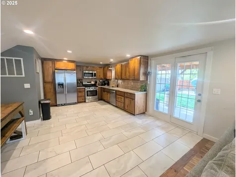 2307 N Birch Street La Grande OR 97850