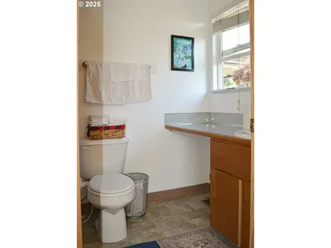 806 SE 151st Avenue Portland OR 97233