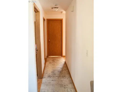 806 SE 151st Avenue Portland OR 97233