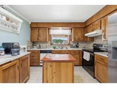 80107 Pioneer Street Tygh Valley OR 97063