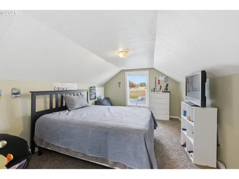 80107 Pioneer Street Tygh Valley OR 97063