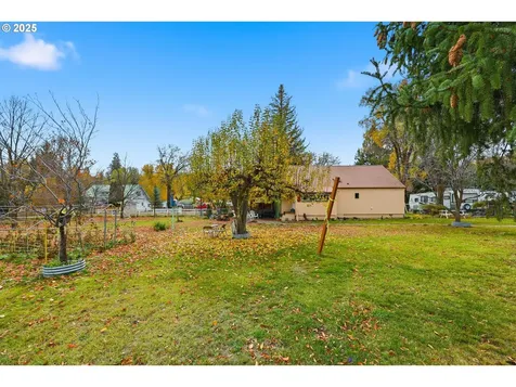 80107 Pioneer Street Tygh Valley OR 97063