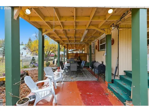 80107 Pioneer Street Tygh Valley OR 97063