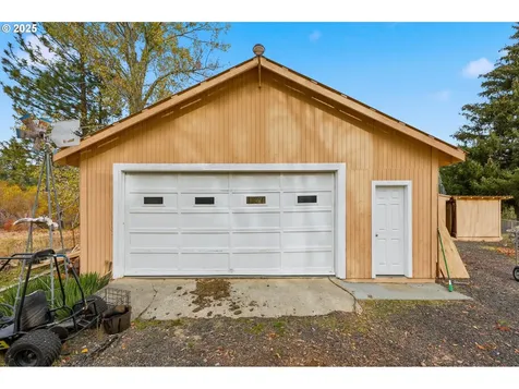 80107 Pioneer Street Tygh Valley OR 97063