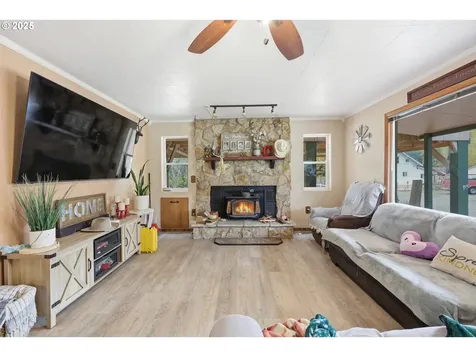 80107 Pioneer Street Tygh Valley OR 97063