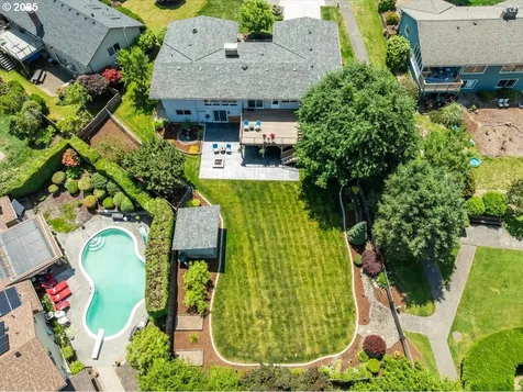 13807 NE Klickitat Court Portland OR 97230