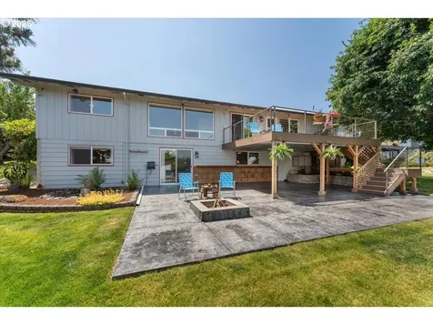 13807 NE Klickitat Court Portland OR 97230