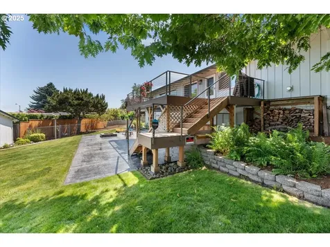 13807 NE Klickitat Court Portland OR 97230