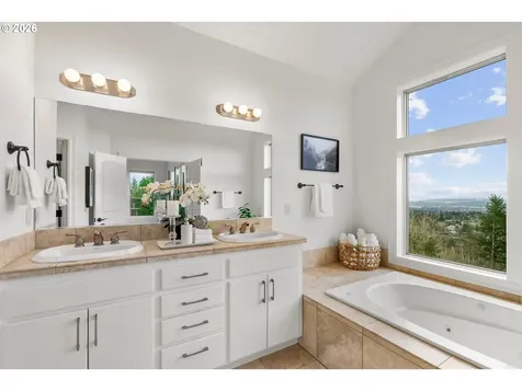 4139 NW Twilight Terrace Portland OR 97229