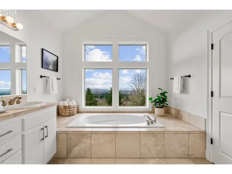 4139 NW Twilight Terrace Portland OR 97229