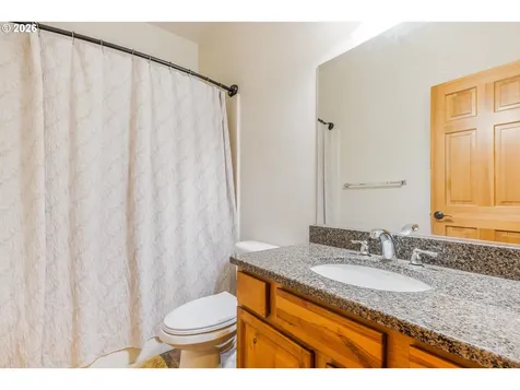 52365 NW Scofield Road Buxton OR 97109