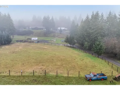 52365 NW Scofield Road Buxton OR 97109