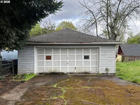 14222 SE Cedar Avenue Milwaukie OR 97267