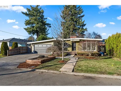 4205 SE Washington Street Milwaukie OR 97222