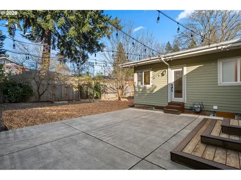 4205 SE Washington Street Milwaukie OR 97222