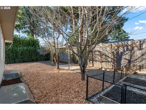 4205 SE Washington Street Milwaukie OR 97222