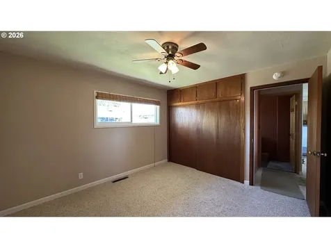 219 S Mckinley Street Condon OR 97823