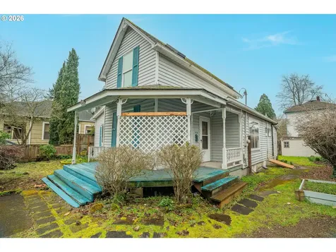 7453 N Stockton Avenue Portland OR 97203