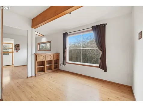 7453 N Stockton Avenue Portland OR 97203