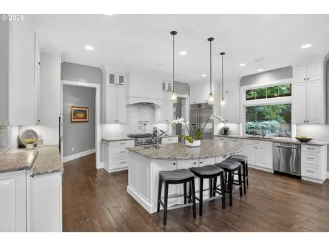 2518 Wembley Park Road Lake Oswego OR 97034