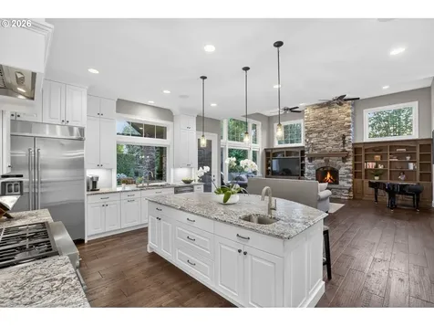 2518 Wembley Park Road Lake Oswego OR 97034