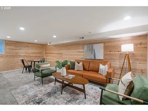 1670 SW Highland Parkway Portland OR 97221