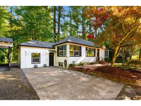 1670 SW Highland Parkway Portland OR 97221