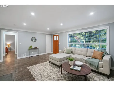 1670 SW Highland Parkway Portland OR 97221
