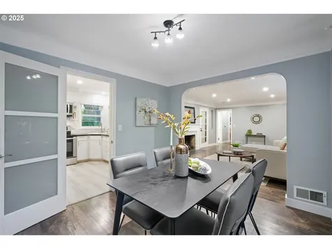 1670 SW Highland Parkway Portland OR 97221